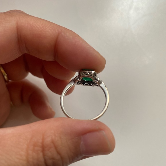 Stunning Emerald, Diamond, 14K Golf Ring - Picture 2 of 3